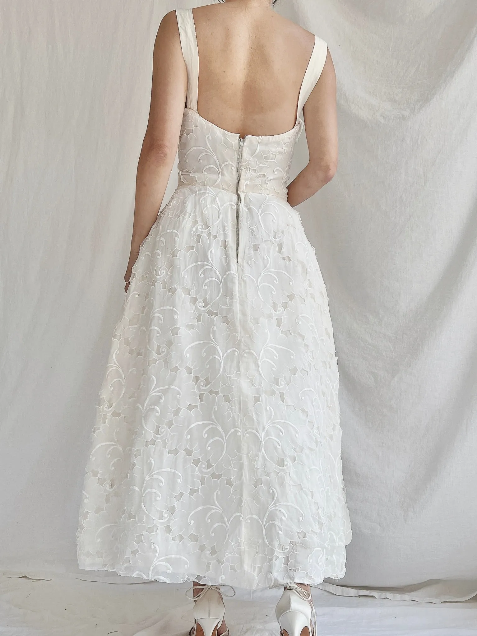 1950s I. Magnin Embroidered Silk Organza Dress - XS