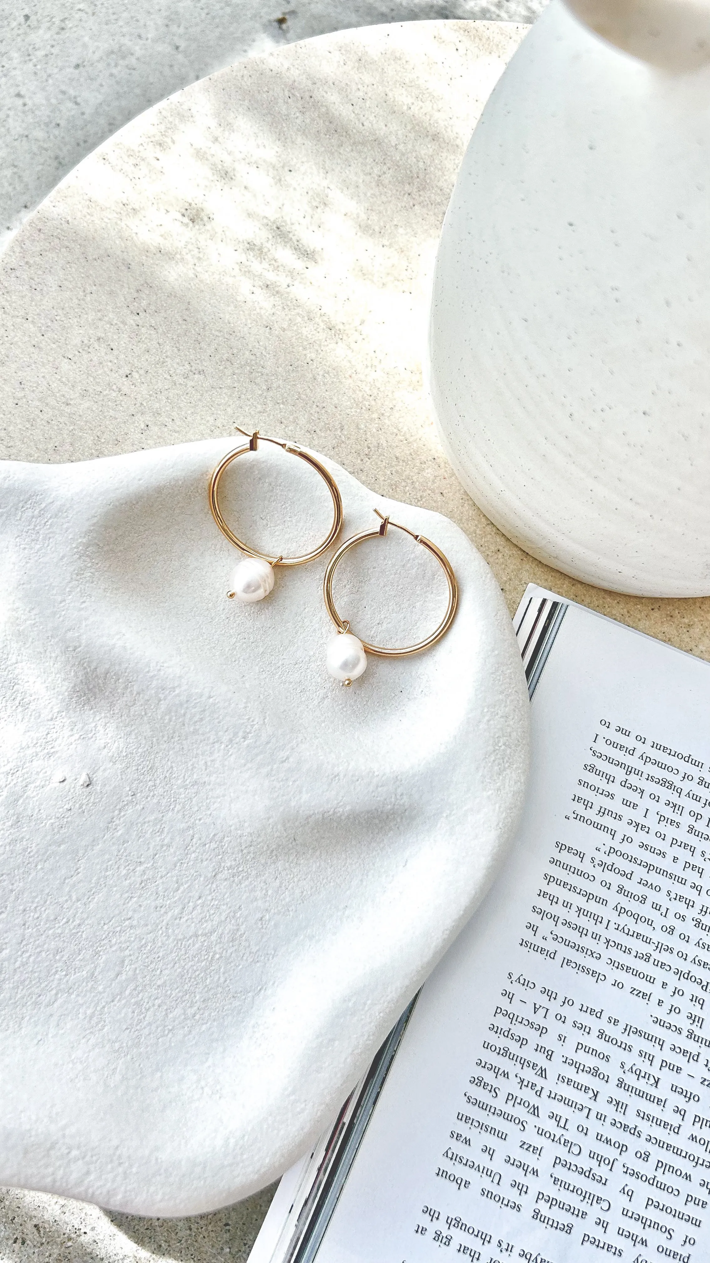 Freshwater Pearl Drop Midi Hoops - Gold