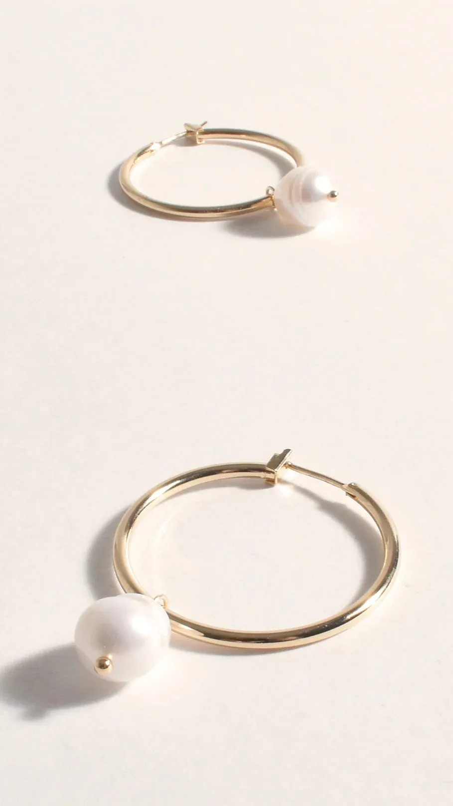 Freshwater Pearl Drop Midi Hoops - Gold