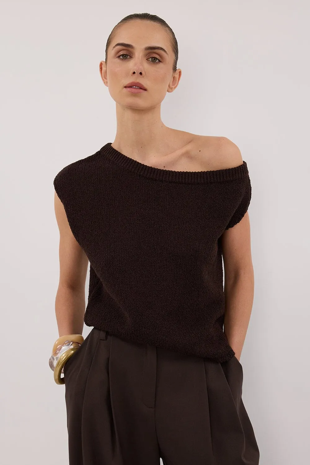 KERRY CHOC ASYM KNIT TOP