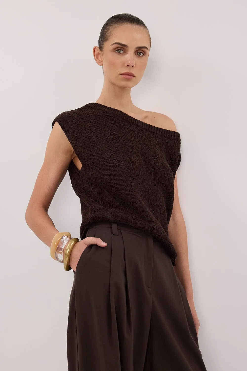 KERRY CHOC ASYM KNIT TOP