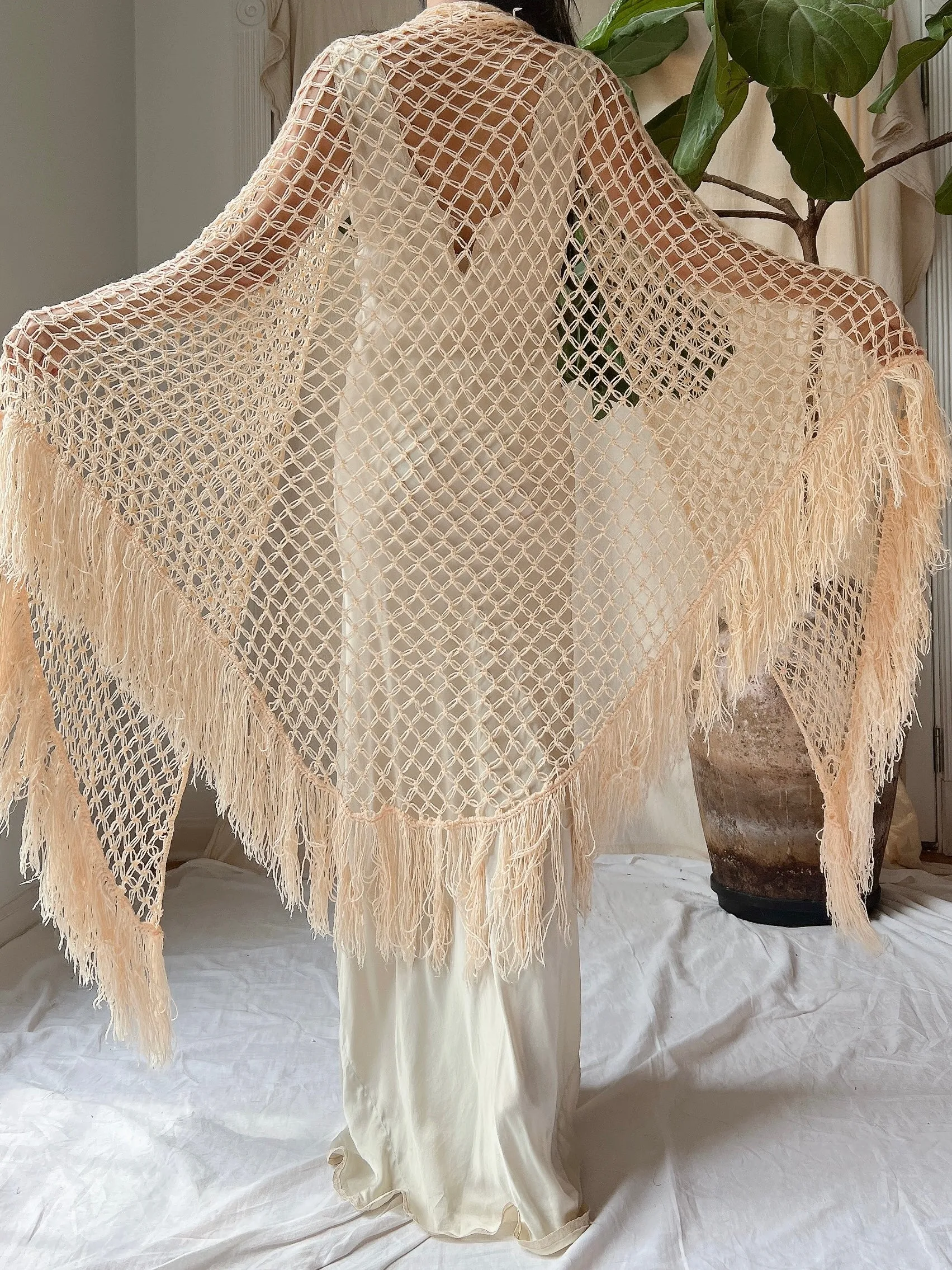 Vintage Light Peach Extra Large Shawl - OSFM