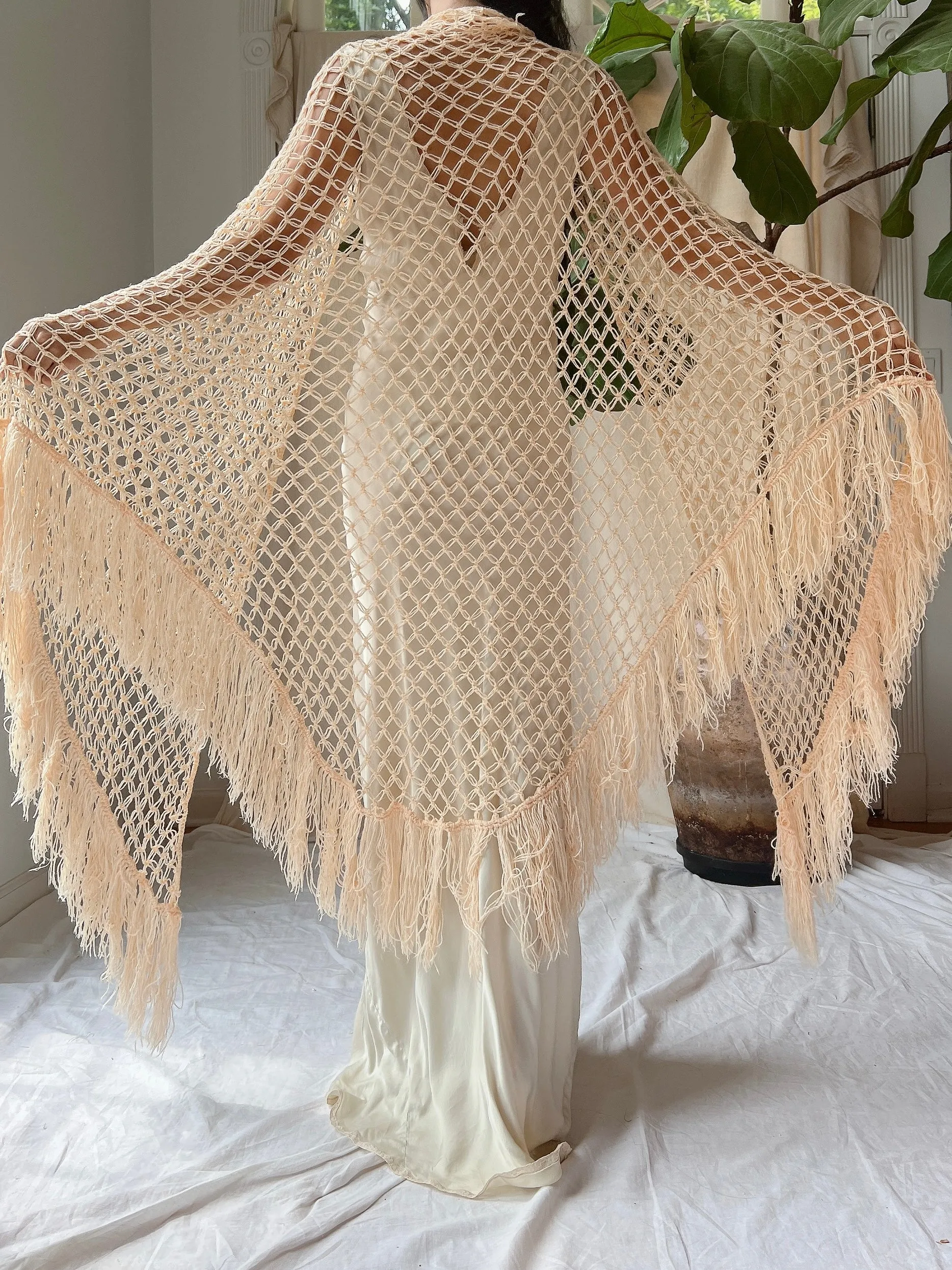 Vintage Light Peach Extra Large Shawl - OSFM