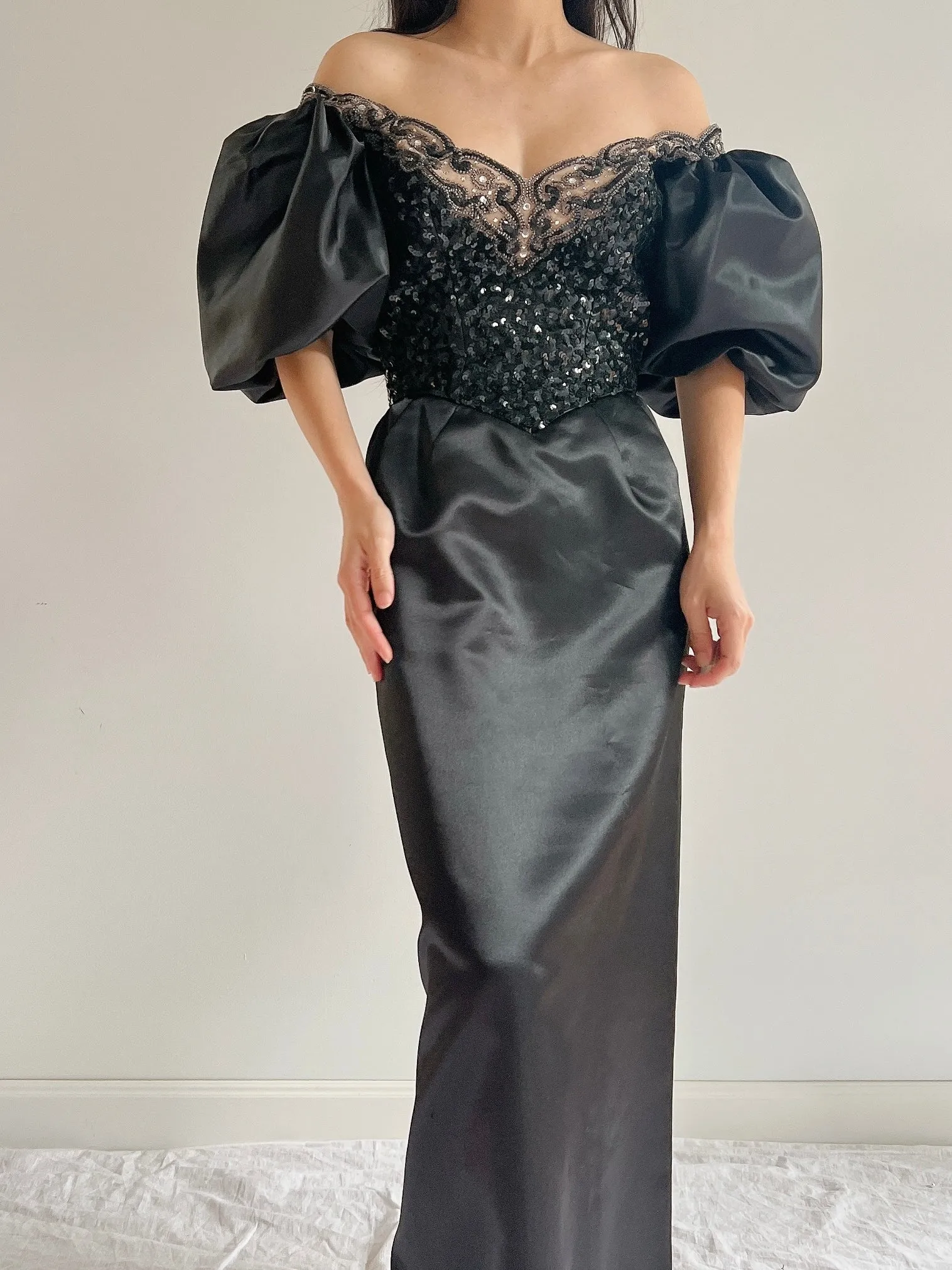 Vintage Puff Sleeve Satin Gown - XS/S