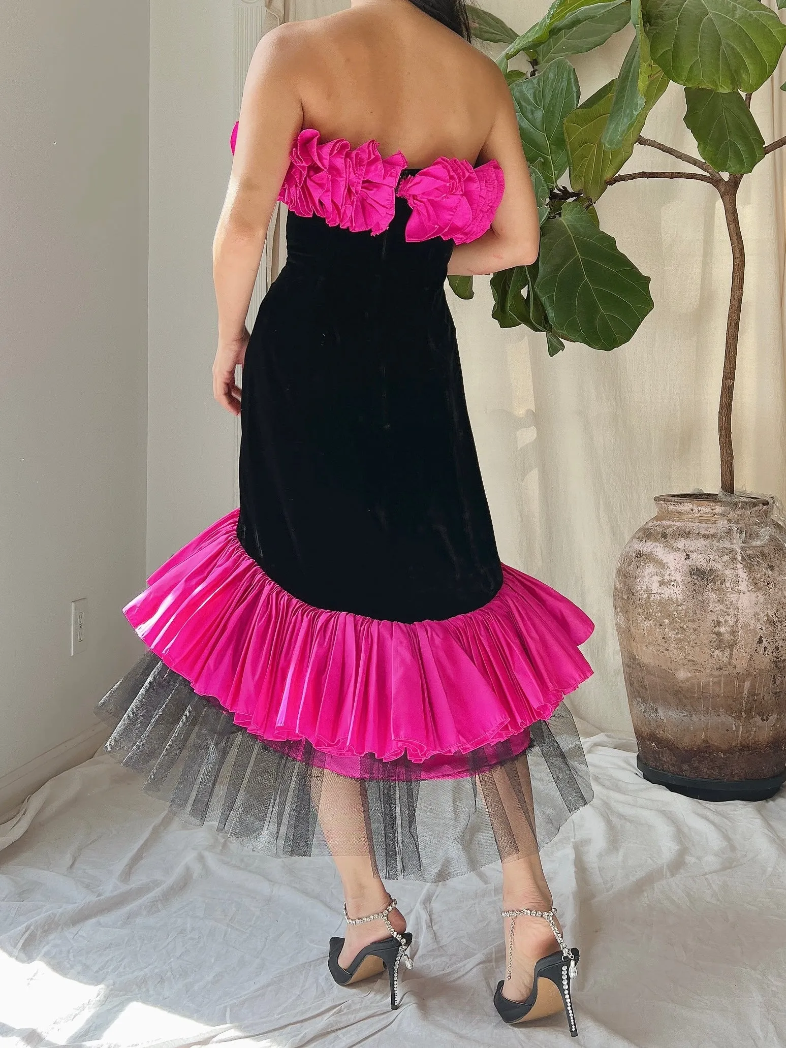 Vintage Velvet Victor Costa Ruffle Dress - M/8