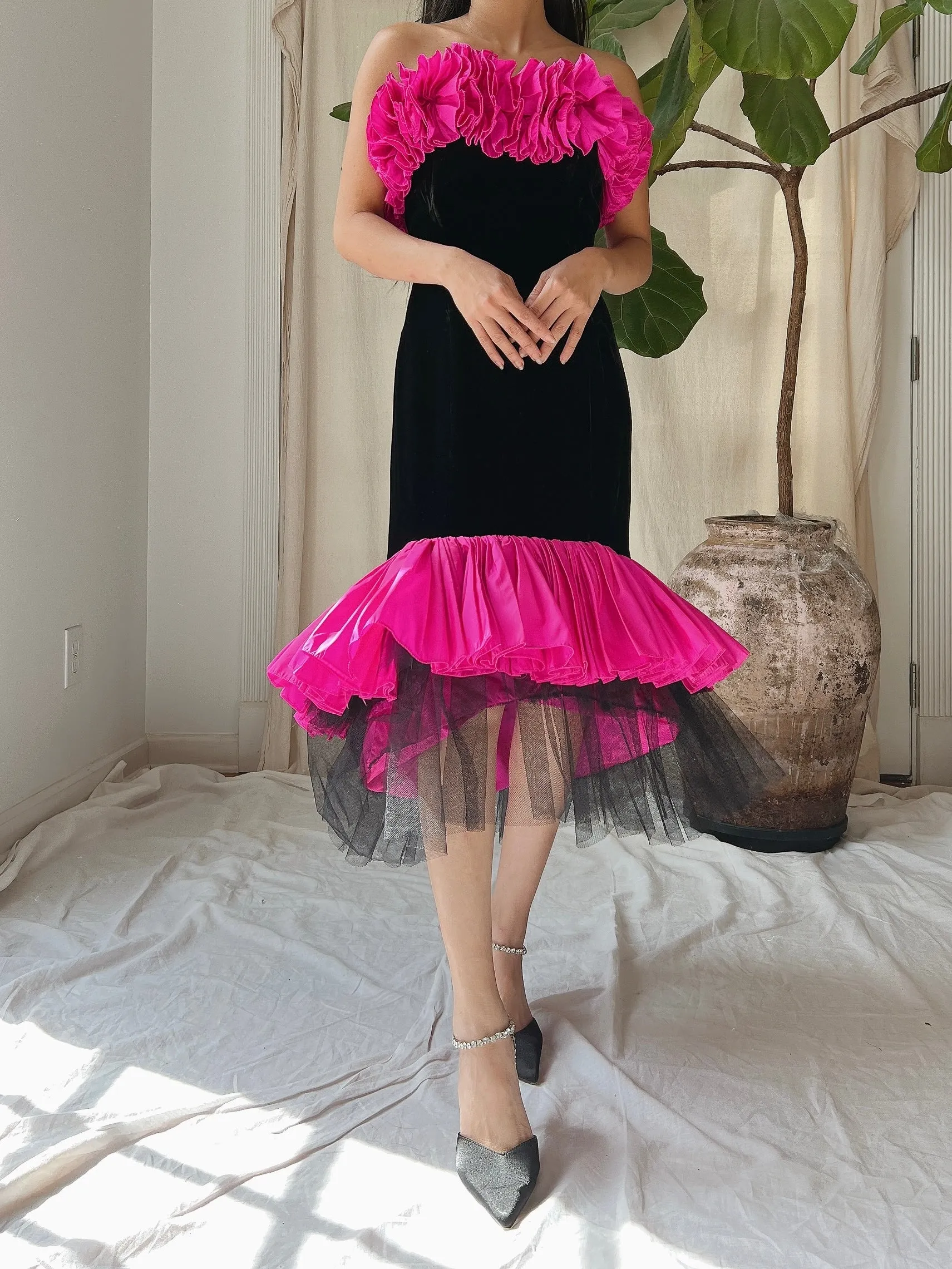 Vintage Velvet Victor Costa Ruffle Dress - M/8